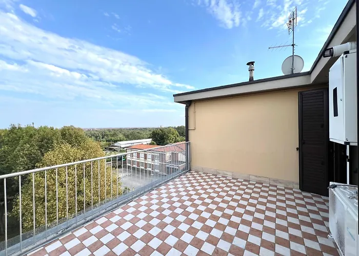 شقة Vertical Forest House *